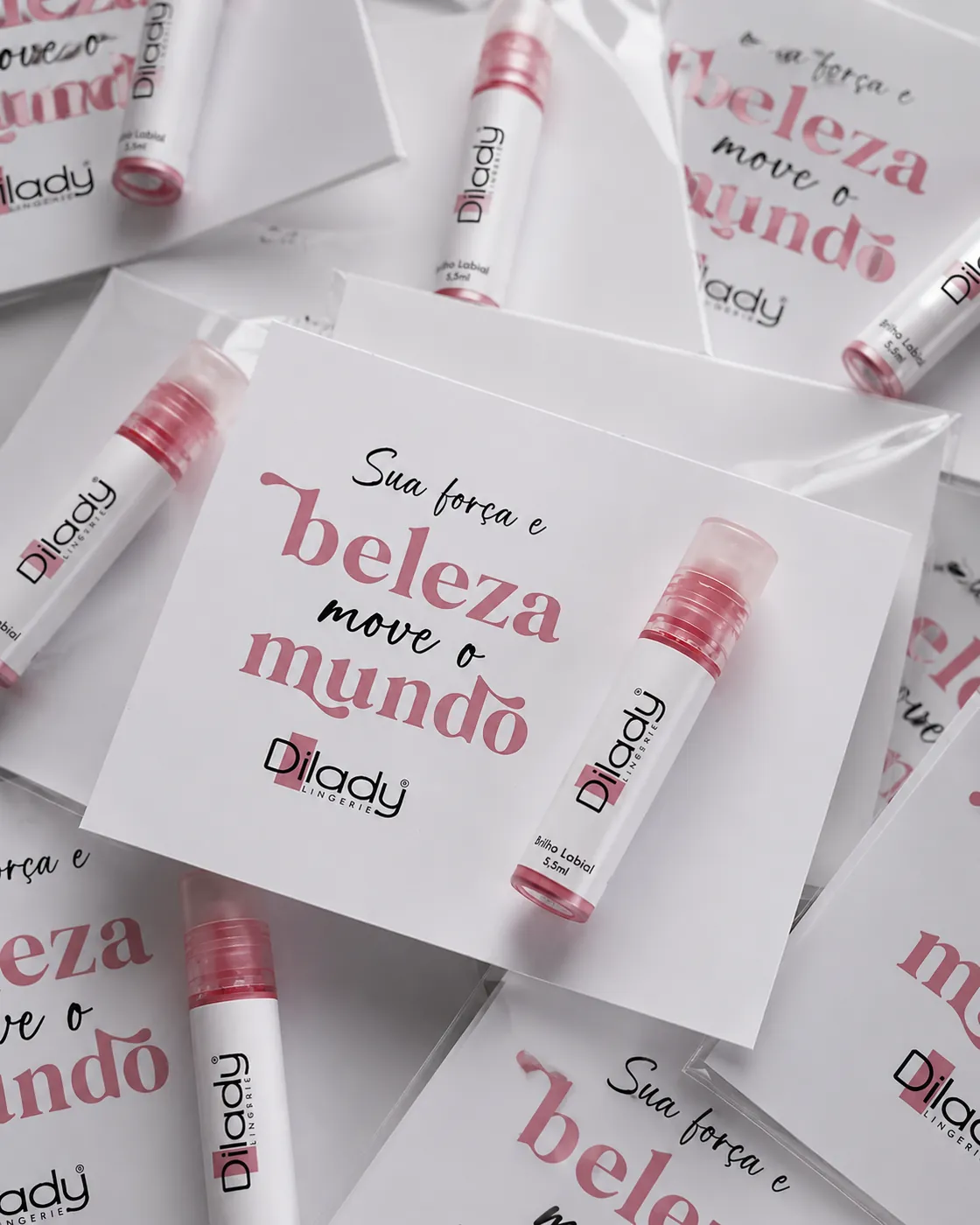 Trabalho corporativo personalizado produzido pela Singular 8